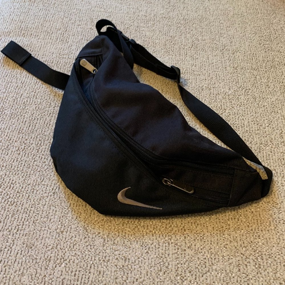 Black Nike fanny pack